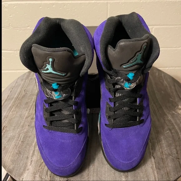 Air Jordan 5 Alternate Grape